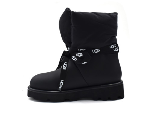 Ugg Moon Boot — Black